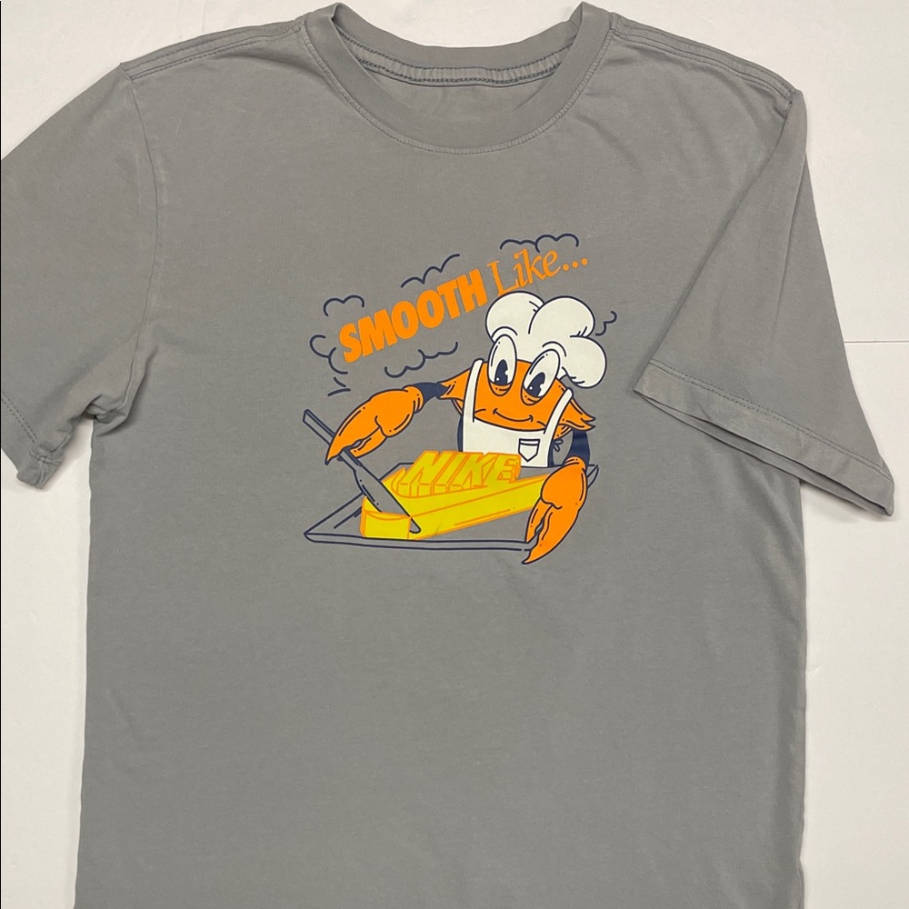 Nike Short Sleeve Tee Gray with Orange and Yellow Graphic